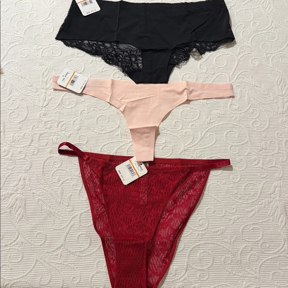 Free People Intimately Lace Panties. THREE PAIR. NWT Size Small